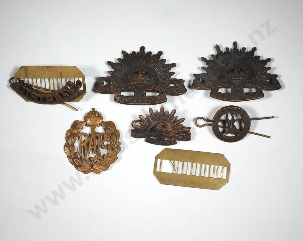 Assorted WW1 Badges  Image 1++