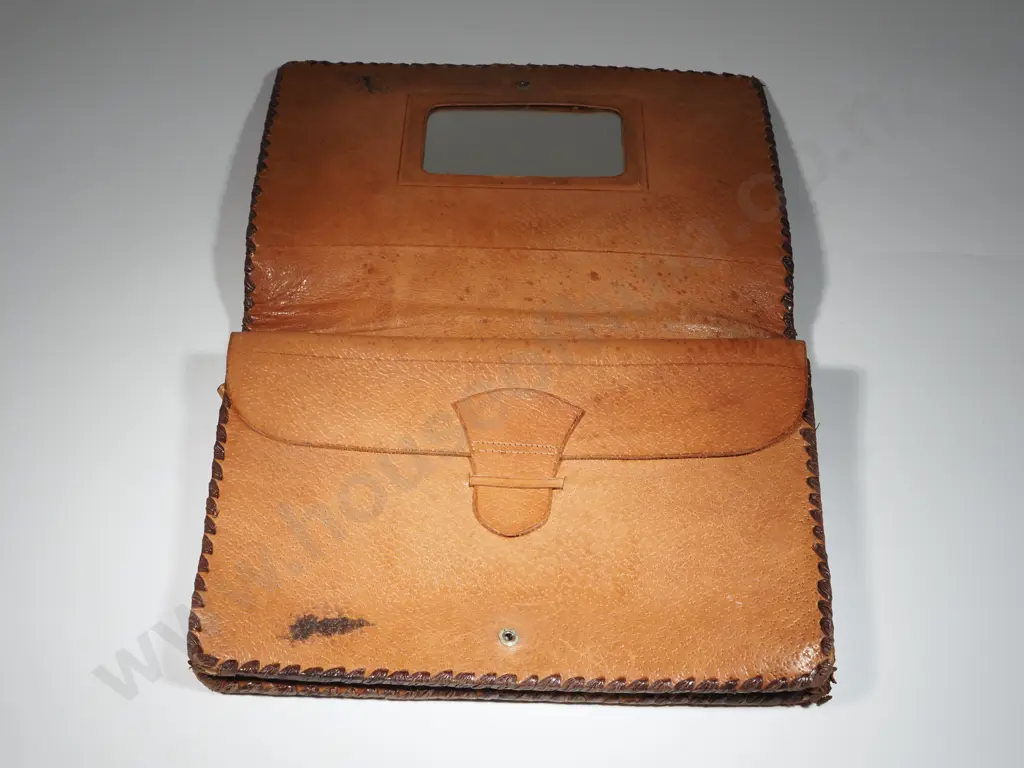 Small Egyptian Leather Purse. Image 1++