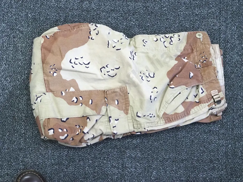 USA Camo Pants Small Waist, Regular Length. Image 1++