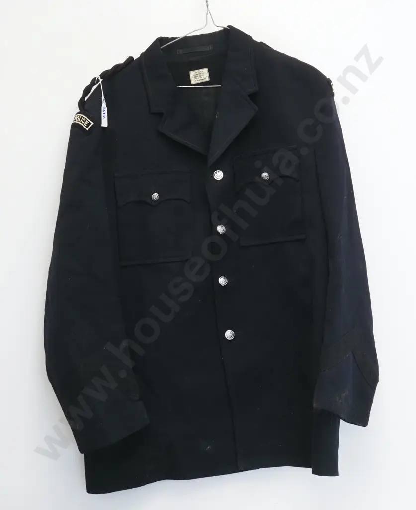 Pre 1974 New Zealand Police Black Constables Tunic  Image 1++