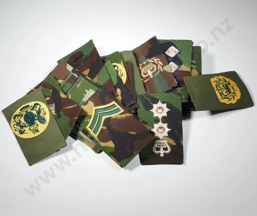 Twenty-Nine British Army Epaulettes - Camouflage, Various Units. Image 1++