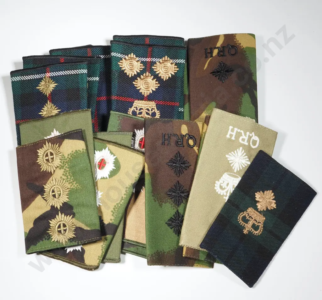 Nineteen British Army Epaulettes - QRH, Highland Regement, Coldstream Guards etc.. Image 1++