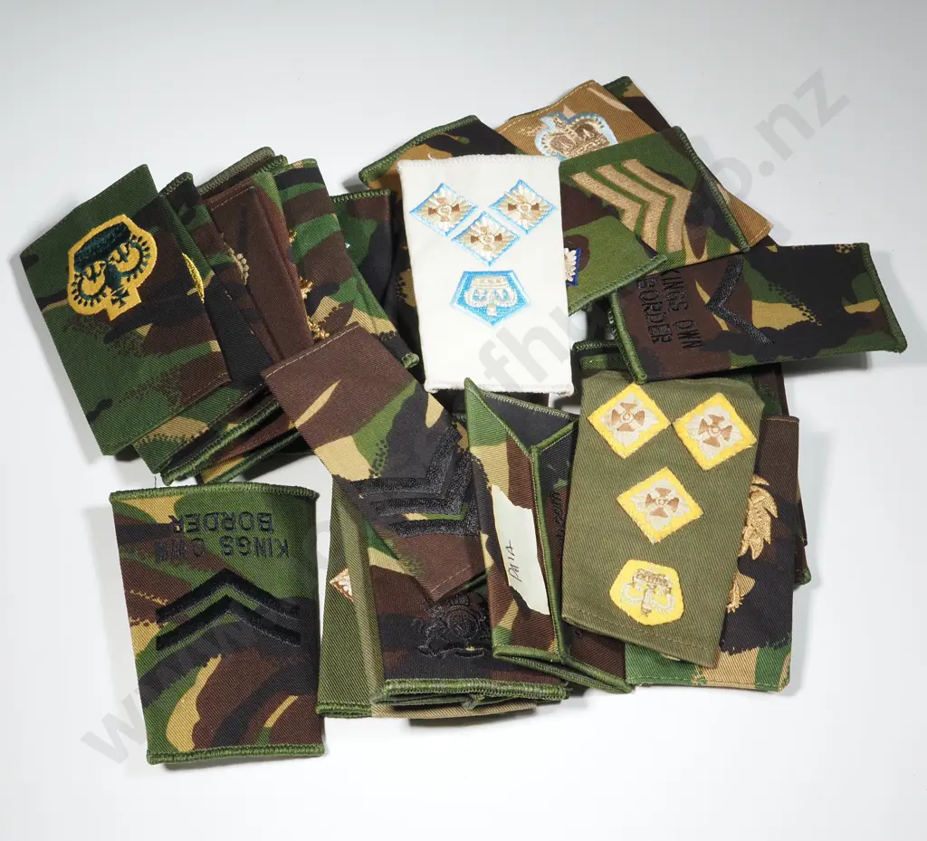 Thirty-Five British Army Epaulettes - Camouflage, Various Units. Image 1++