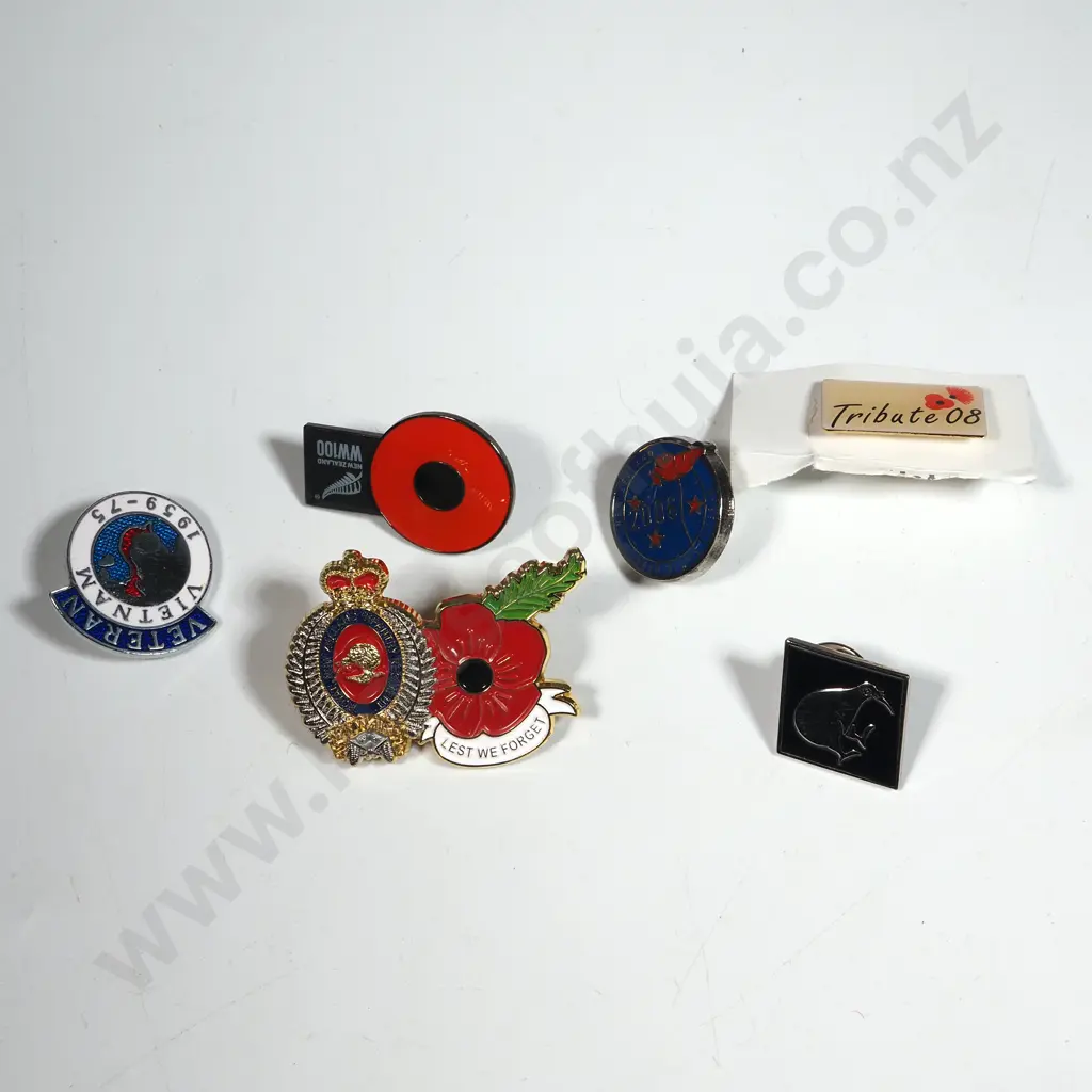 Six New Zealand Commemorative Lapel Badges. Image 1++