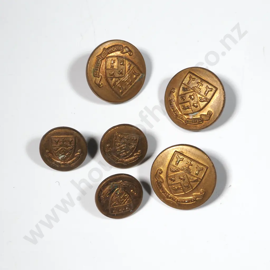Six Matching Buttons w Coat of Arms. Image 1++