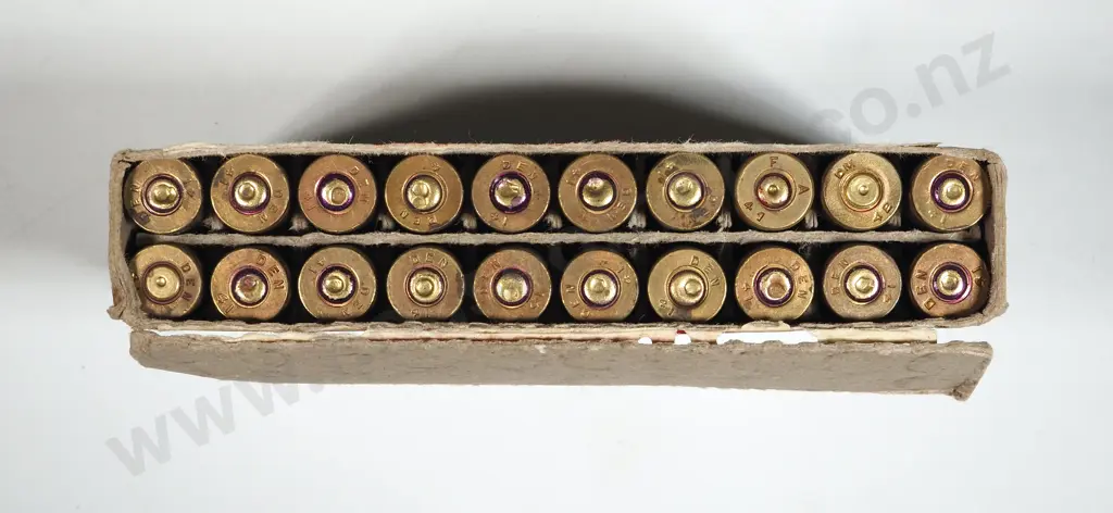 Packet of U.S. .30 M2 Dummy Rounds. Image 1++