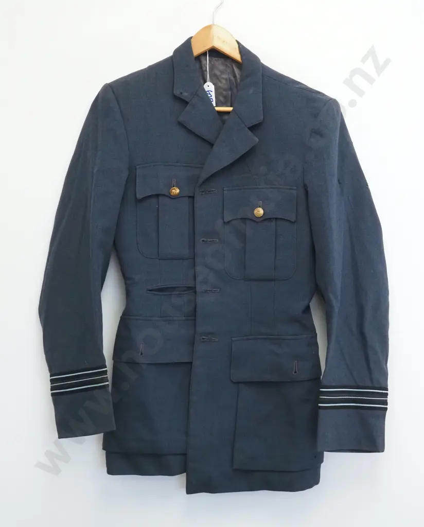 RNZAF Service Jacket, Kings Crown Buttons. Image 1++