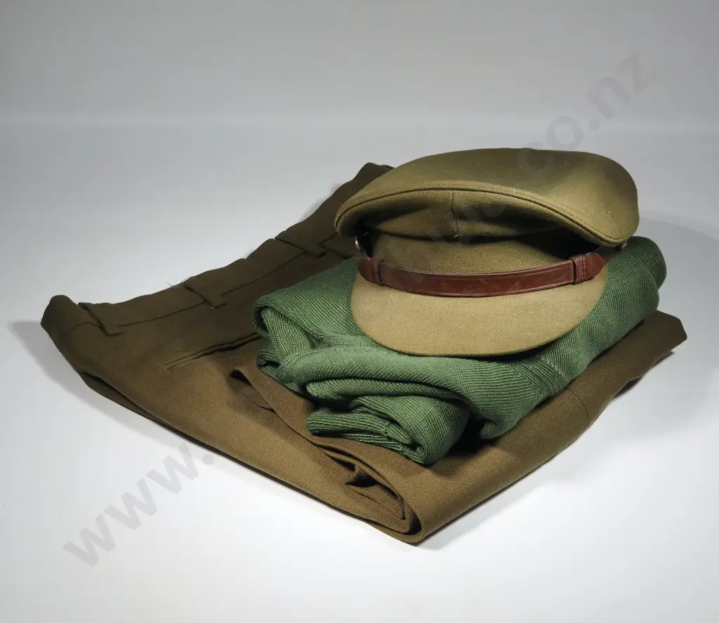 One Green NZ Army 1979 Issue Jersey, a Pair of CMT Trousers, & a 1980 Issue NZ Army Hat. Image 1++