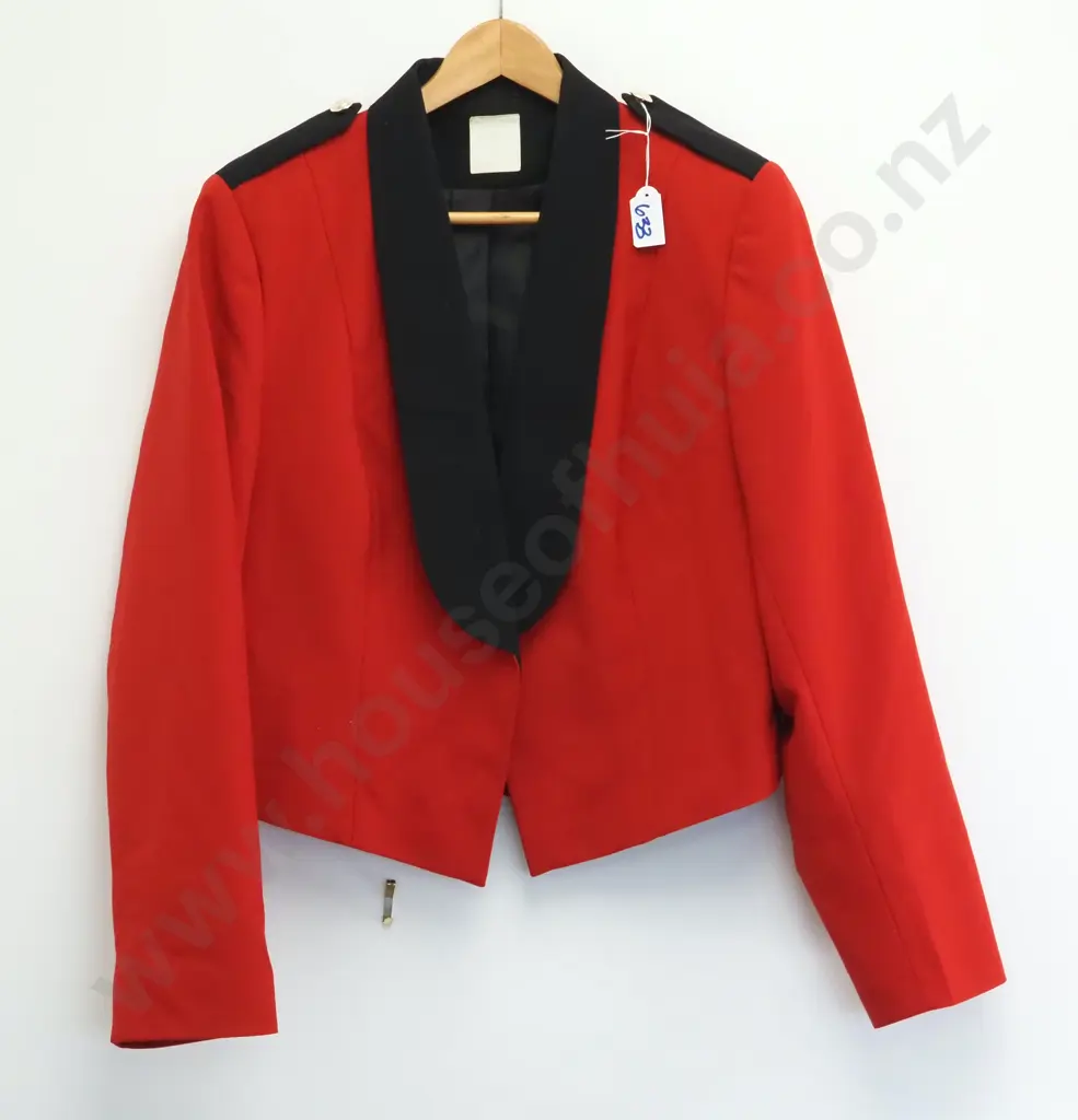 New Zealand Army Red Mess Dress Jacket. Medium Size. Image 1++