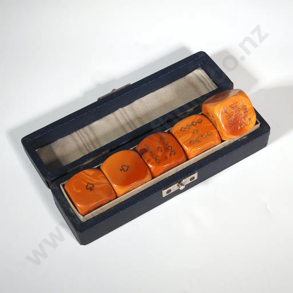 Vintage Bakelite Poker Dice In Original Case  Image 1++
