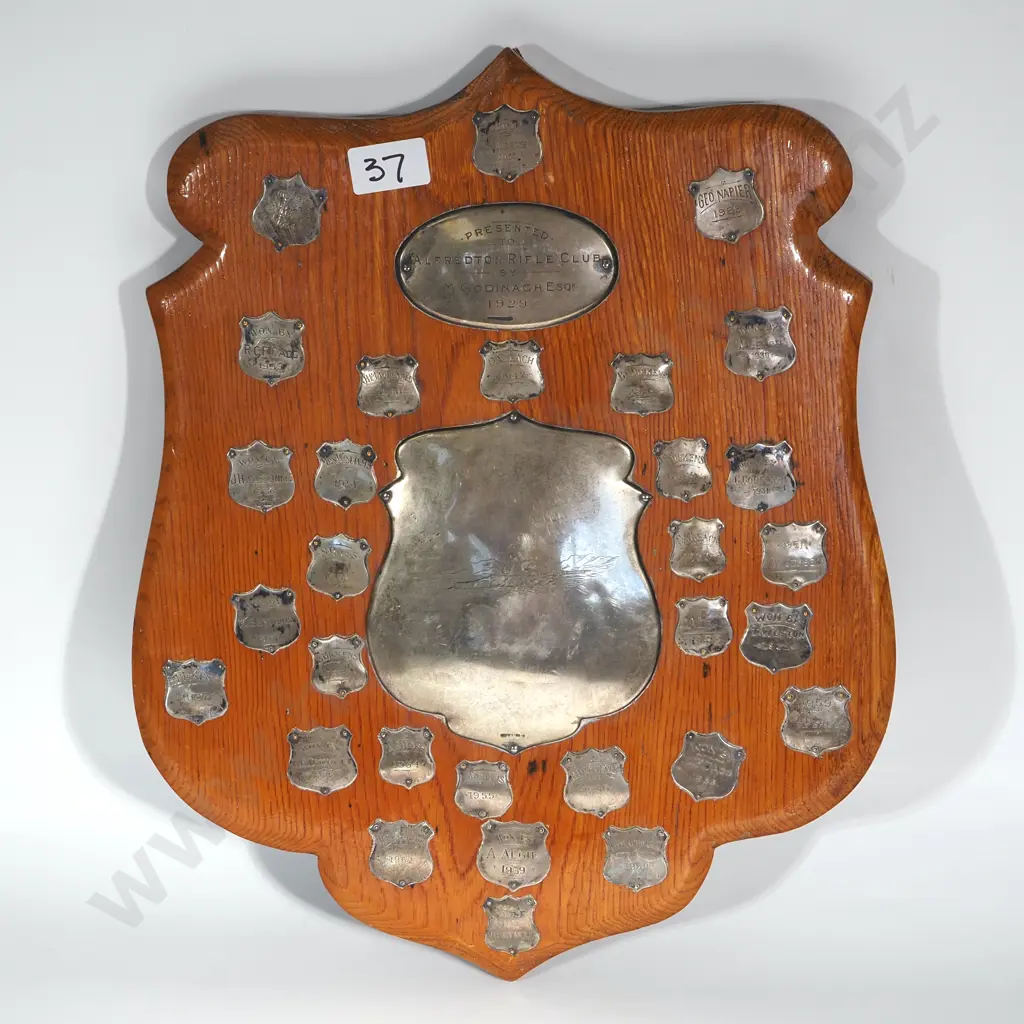Vintage Oak Shield Presented Alfredton Rifle Club By M Godinagh Esq. 1929 & Covered with Many Sterling Silver Plaques Image 1++