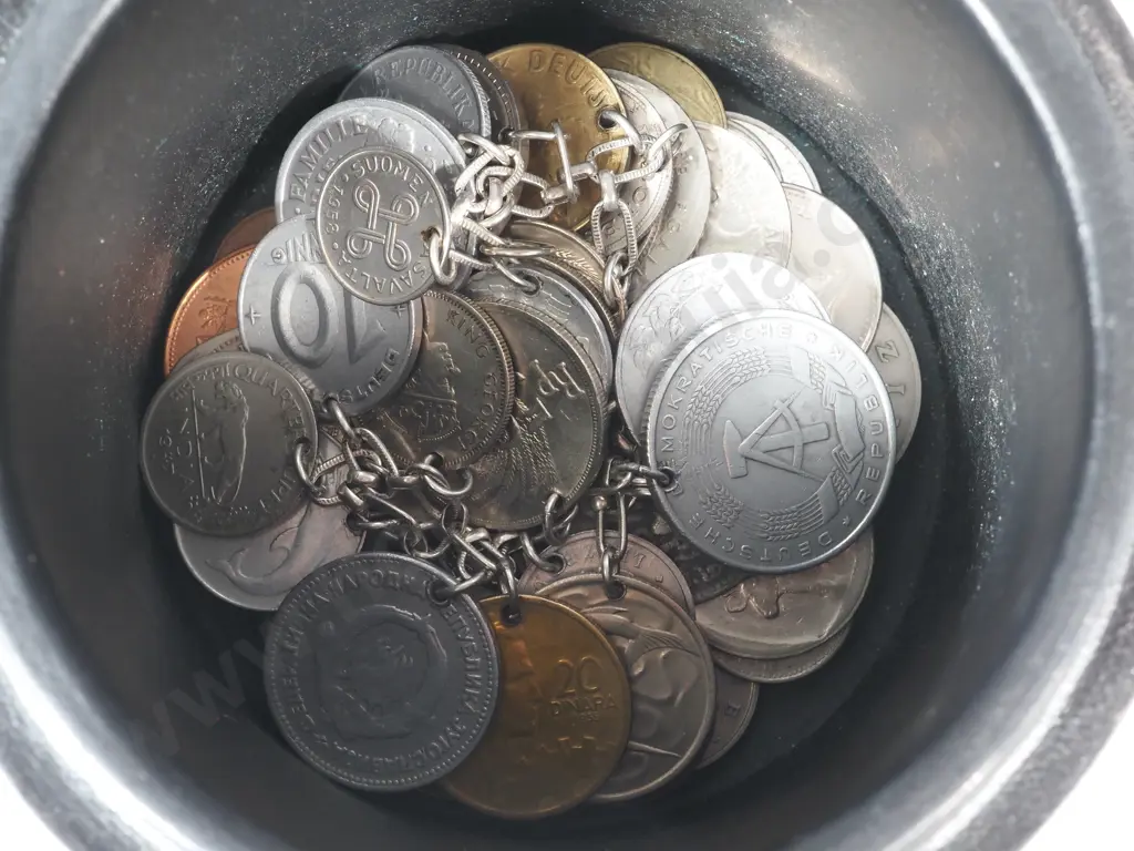 Circular Wooden Container Container & Collection Of Foreign Coins & An International  Coin Bracelet Image 1++