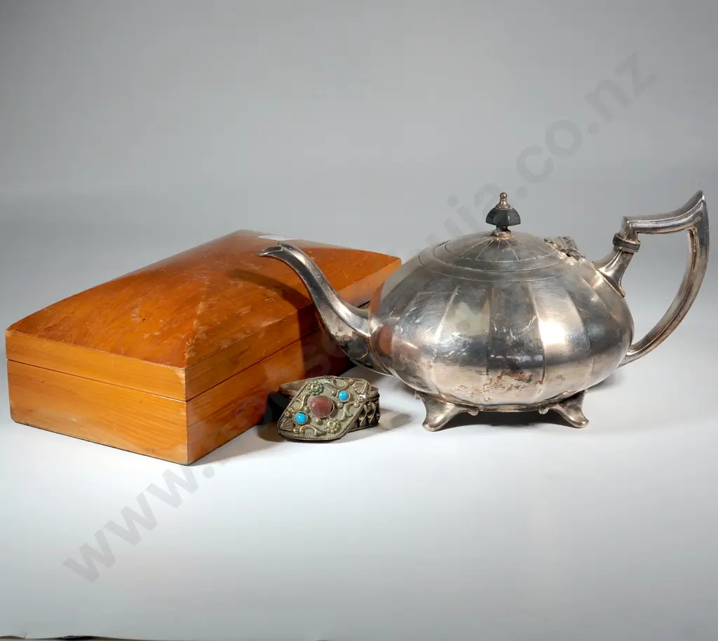 Silver Coloured Lidded Trinket Box w Raised & Coloured Tone Style Motif. Silver Plate Art Deco Tea Pot. Rimu Lidded Box. Image 1++