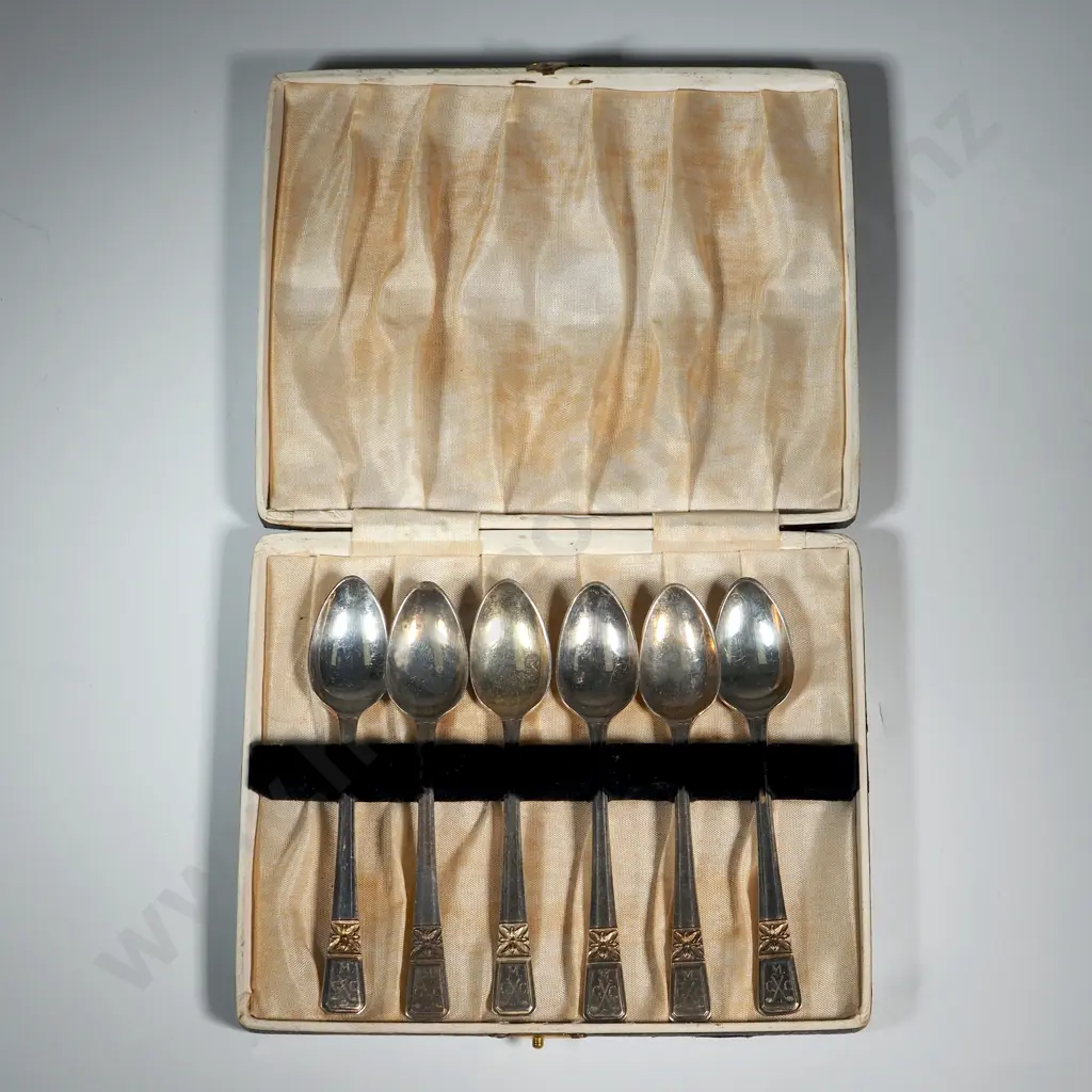 Boxed Set of Six Sheffield Silver EPNS Teaspoons. Image 1++