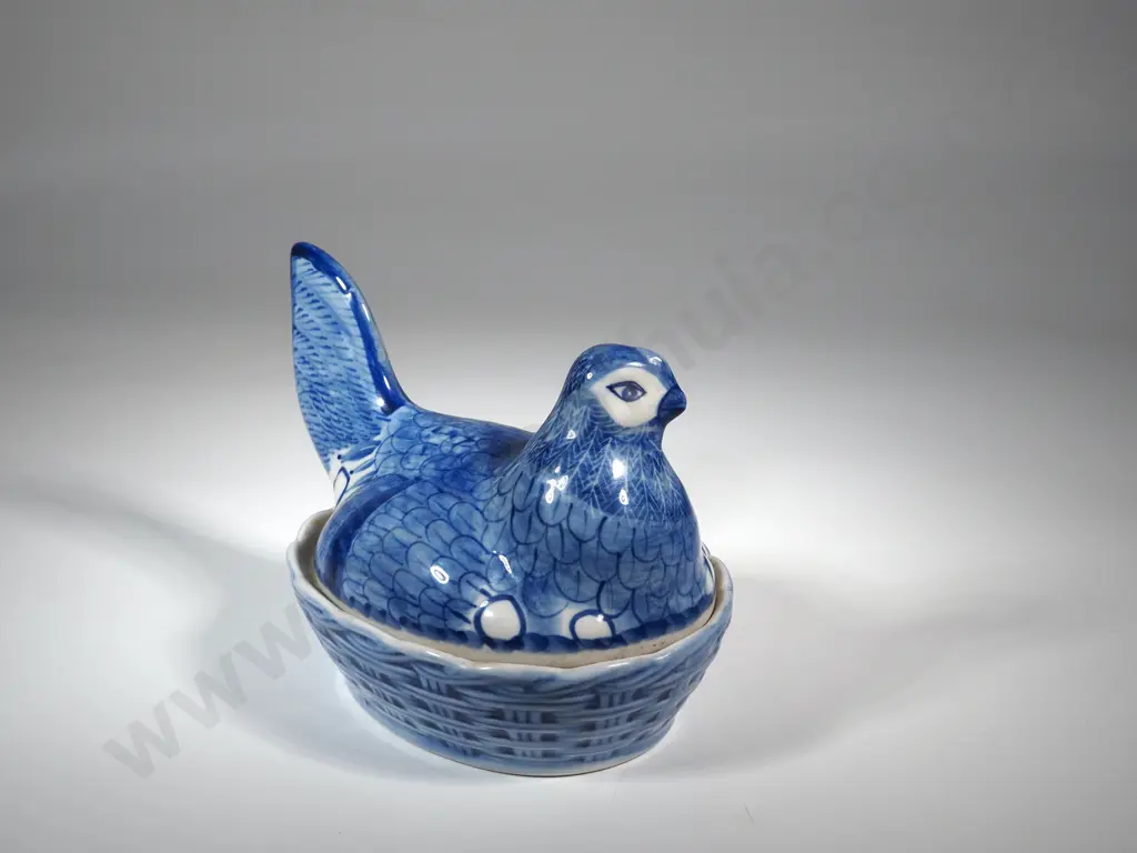 Blue & White Trinket Box Featuring A Chicken Sitting On a Basket Image 1++