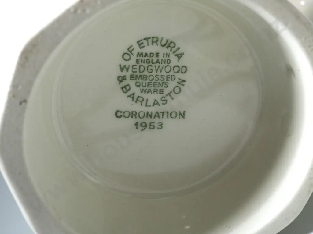 Wedgwood Coronation Queen Elizabeth II Mug & Ashtray, Souvenir Of Munich Musical Mug &  A Folkart Horse Drawn Cart Image 1++