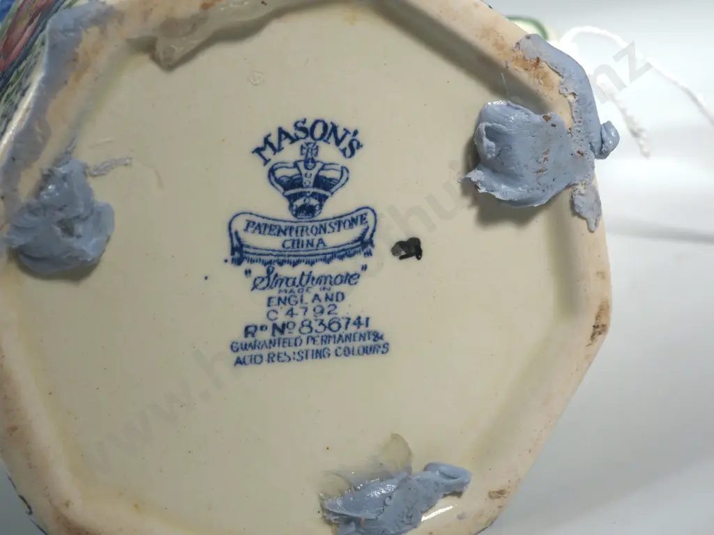 Masons Ironstone Octagonal Jug In The "Strathmore" Pattern Image 1++