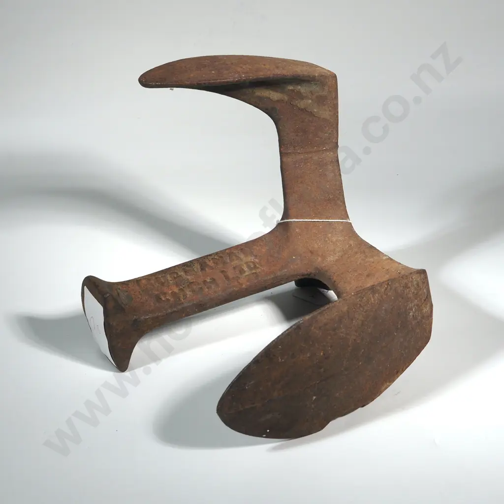 Vintage Cast Iron Cobblers Anvil. Embossed  Buchanan's ChCh Ltd Image 1++