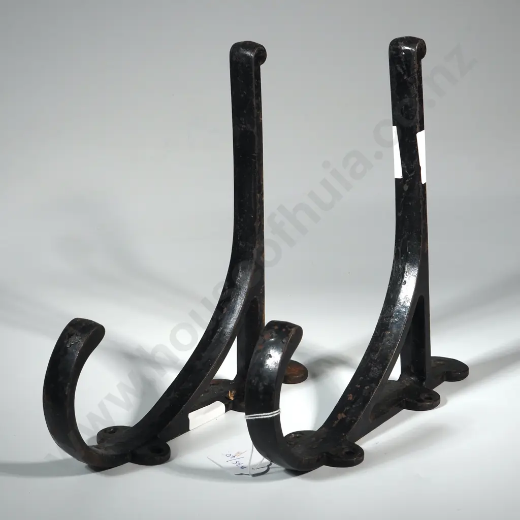Pair of Decorative Cast Iron Wall Brackets, Shelf Supports. Image 1++