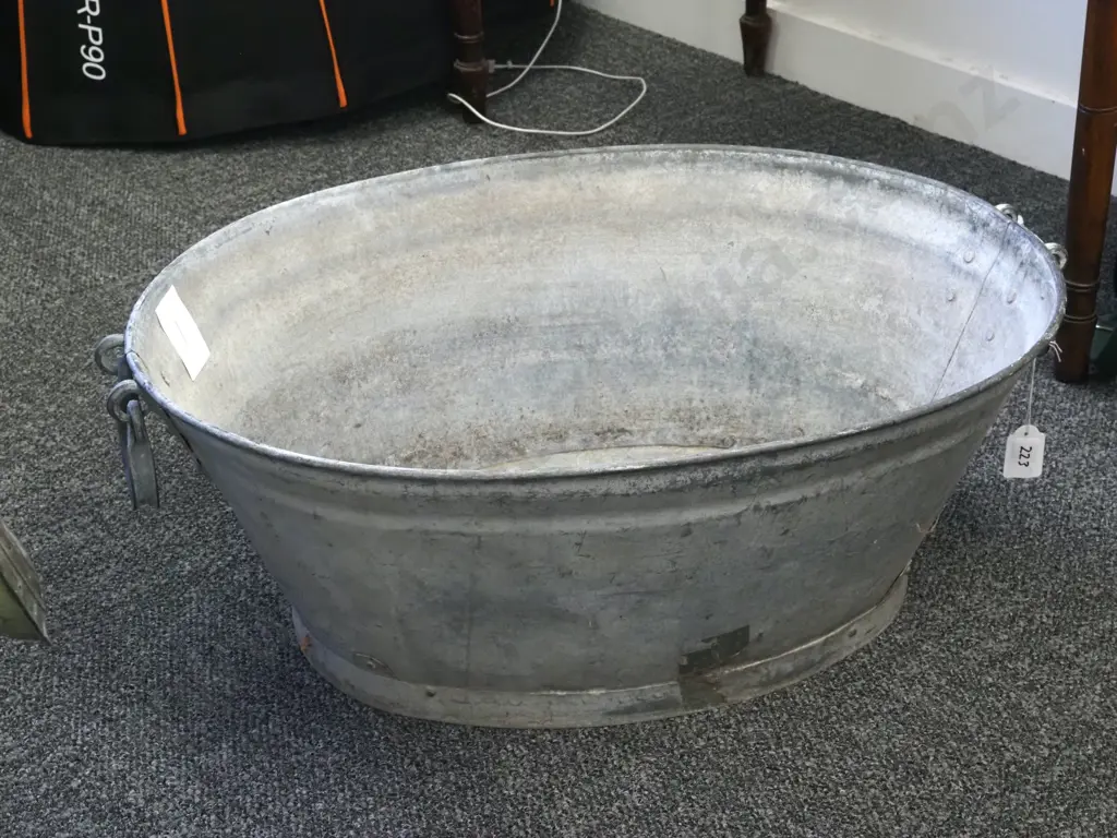 Vintage Galvanised Baby's Bath with Handles. Image 1++