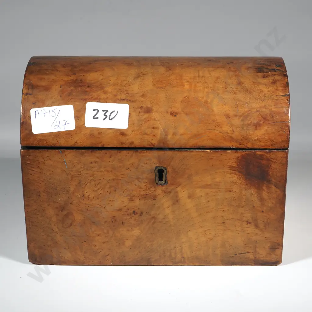 Victorian Tea Caddy w Two Partitions & Lids. Image 1++