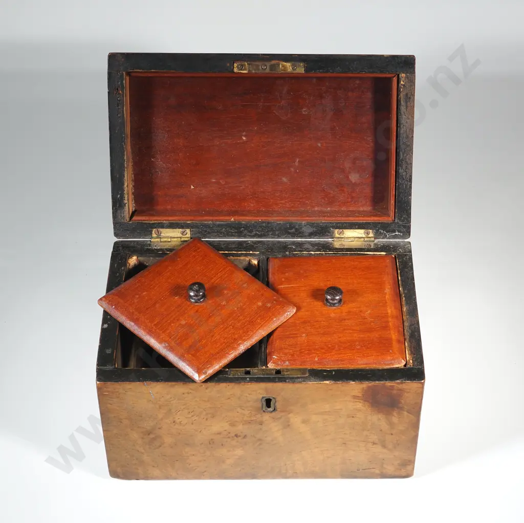 Victorian Tea Caddy w Two Partitions & Lids. Image 1++