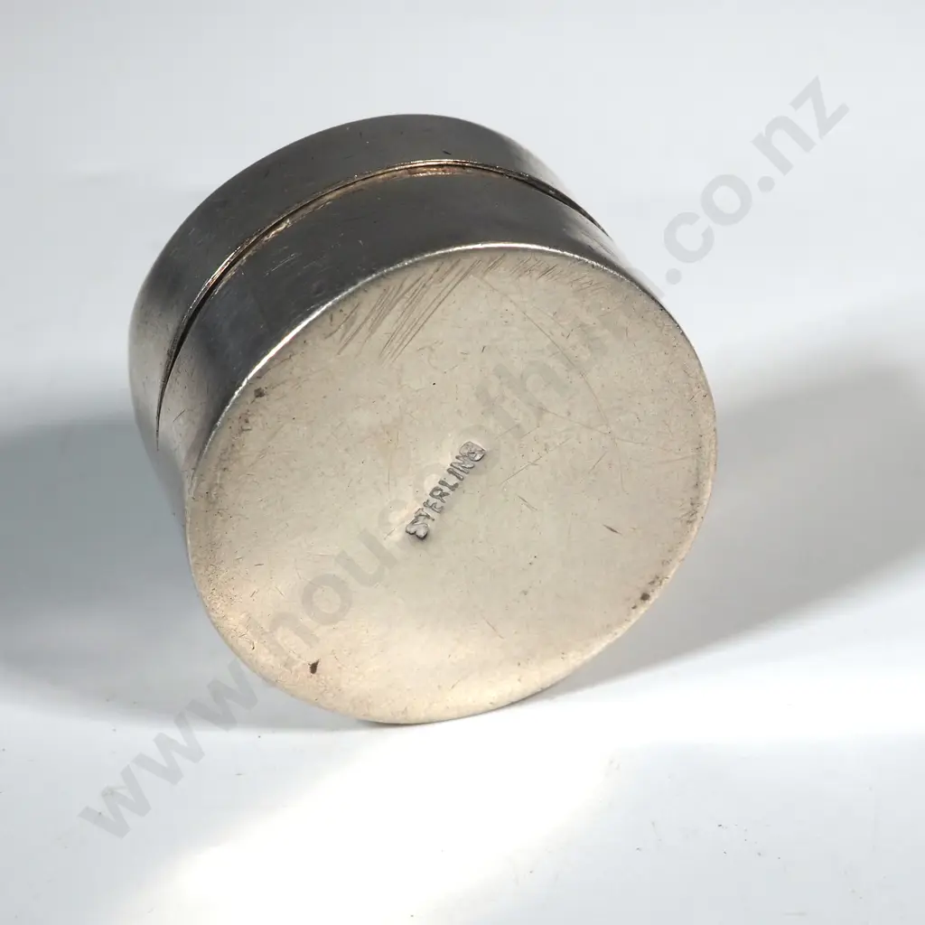 Sterling Silver Delft Topped Pill Container Image 1++