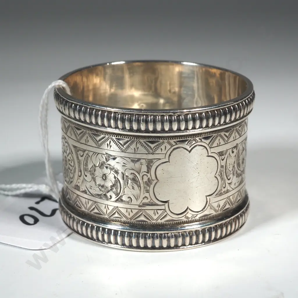 Heavy Sterling Silver Serviette Ring With Allover Engraved Decoration & Empty Cartouche Image 1++