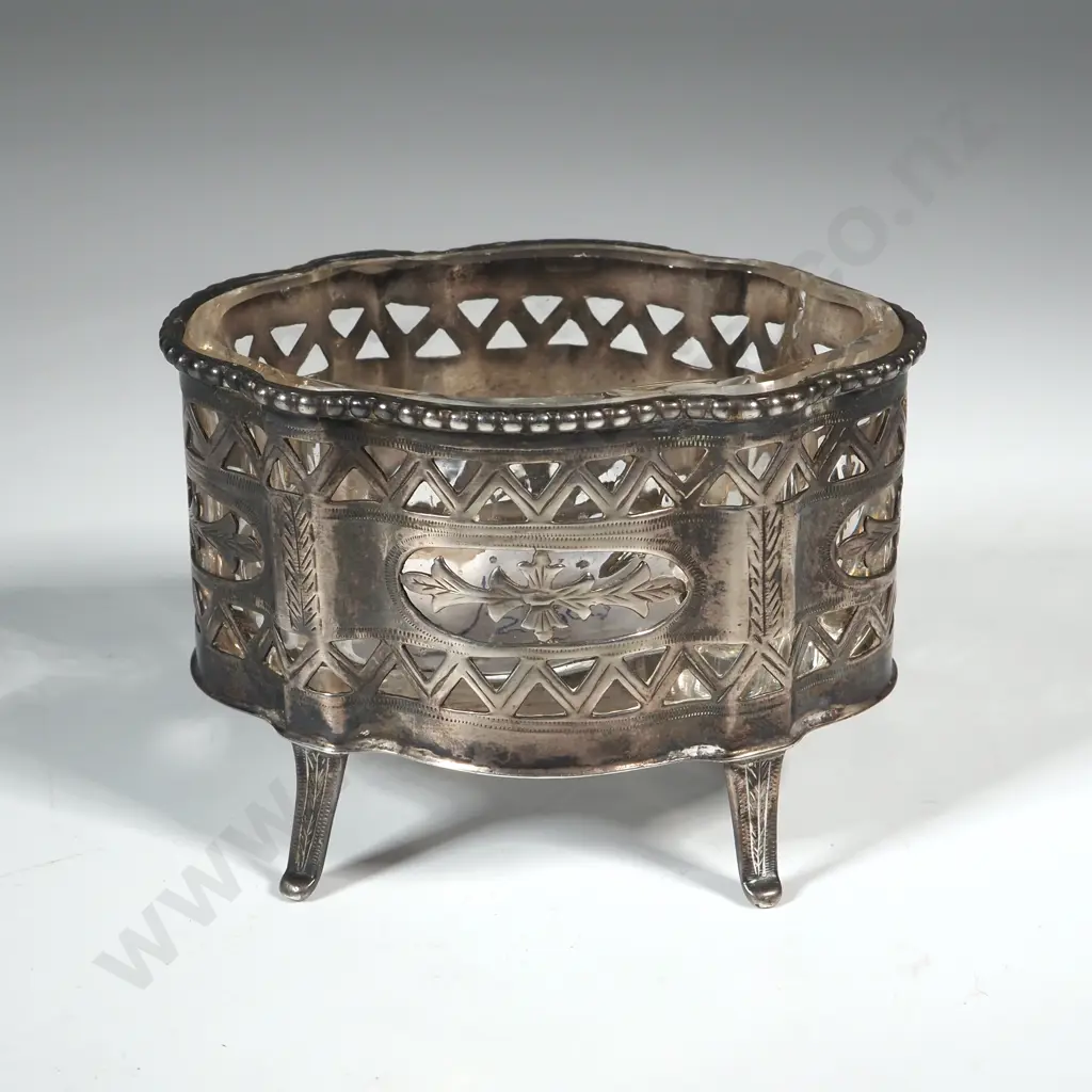 Ornate Sterling Silver Mustard Pot Image 1++