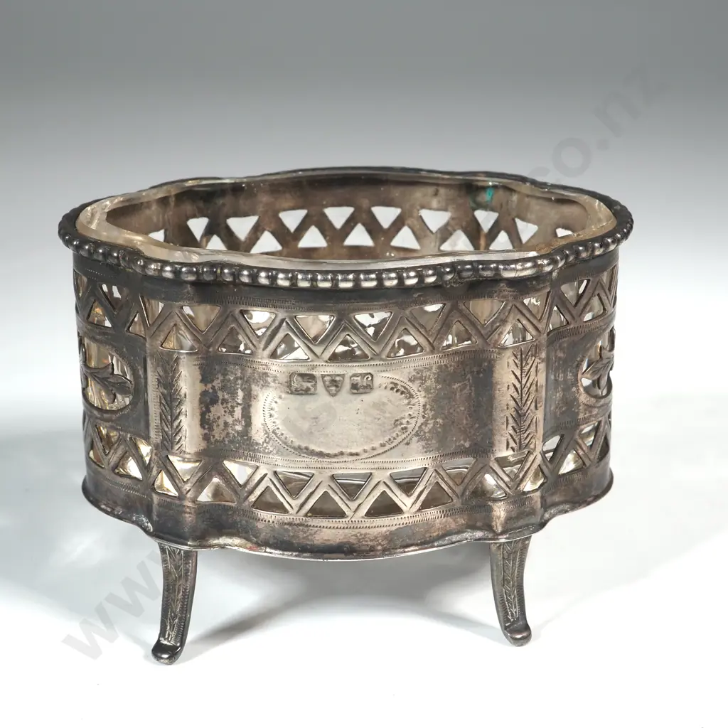 Ornate Sterling Silver Mustard Pot Image 1++