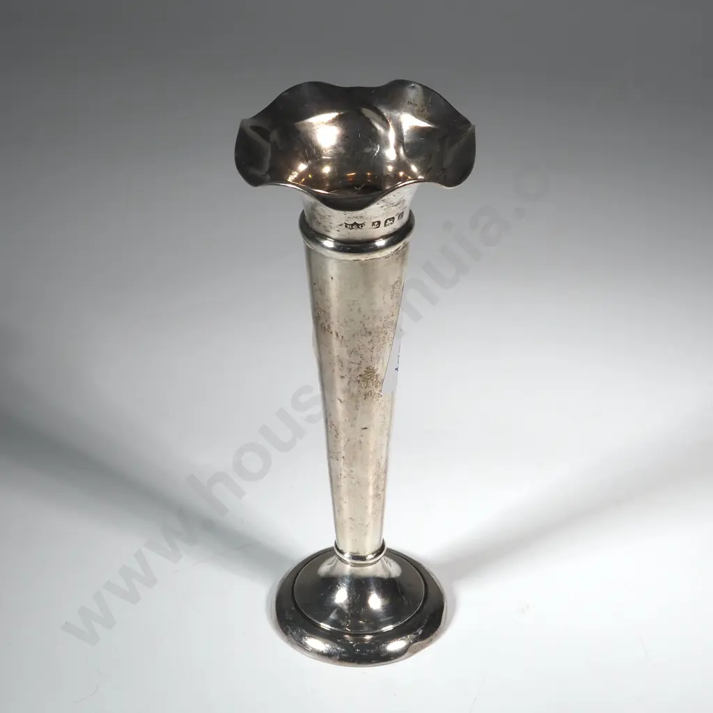 Sterling Silver Bud Vase Image 1++
