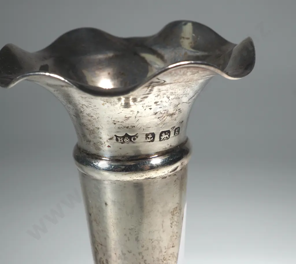 Sterling Silver Bud Vase Image 1++