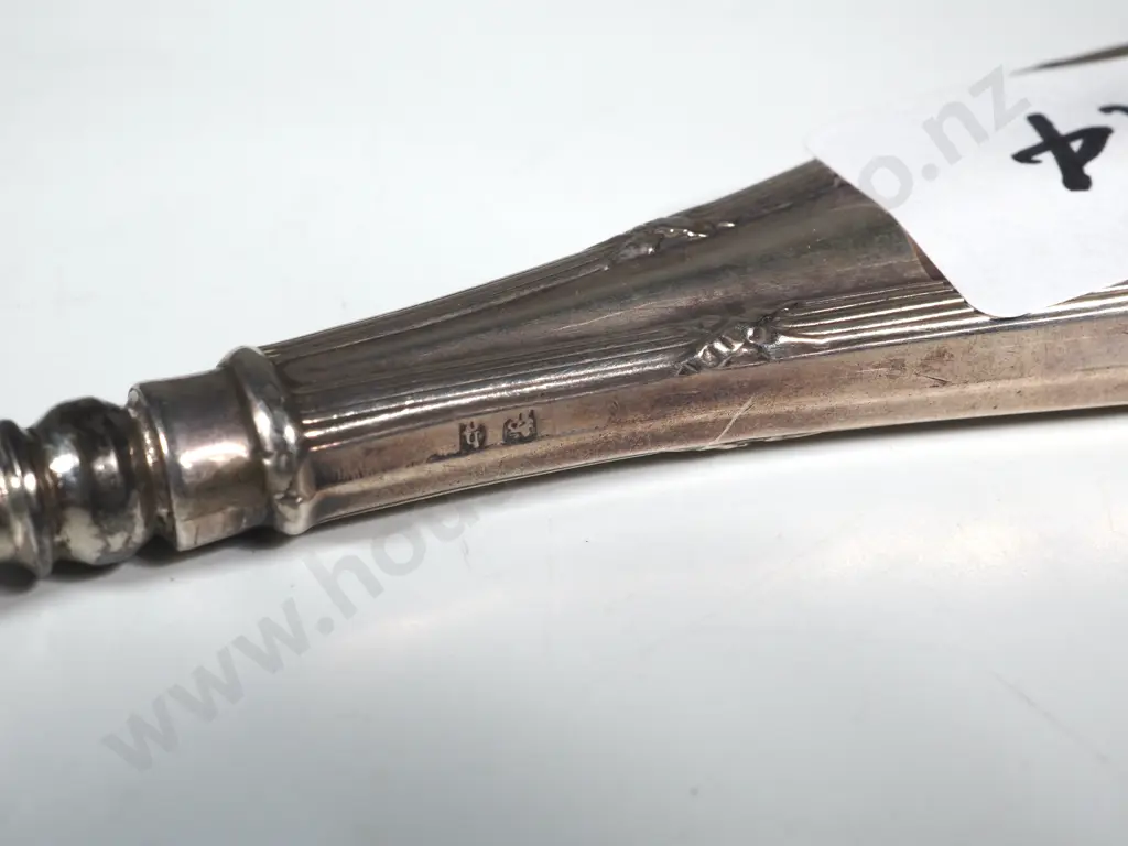 Sterling Silver Boot hook. Birm 1908 Image 1++