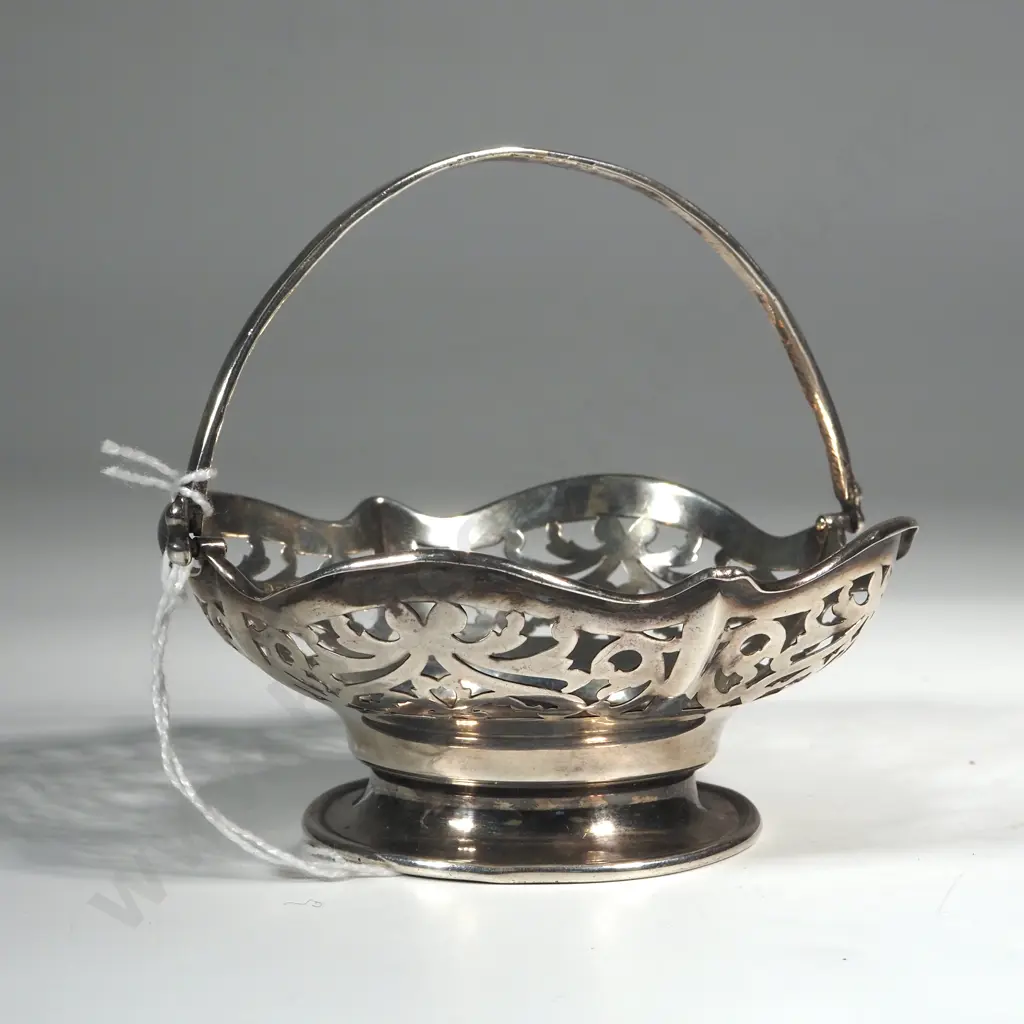 Sterling Silver Pierced Basket Style Dish With Handle. Birm 1915 Image 1++