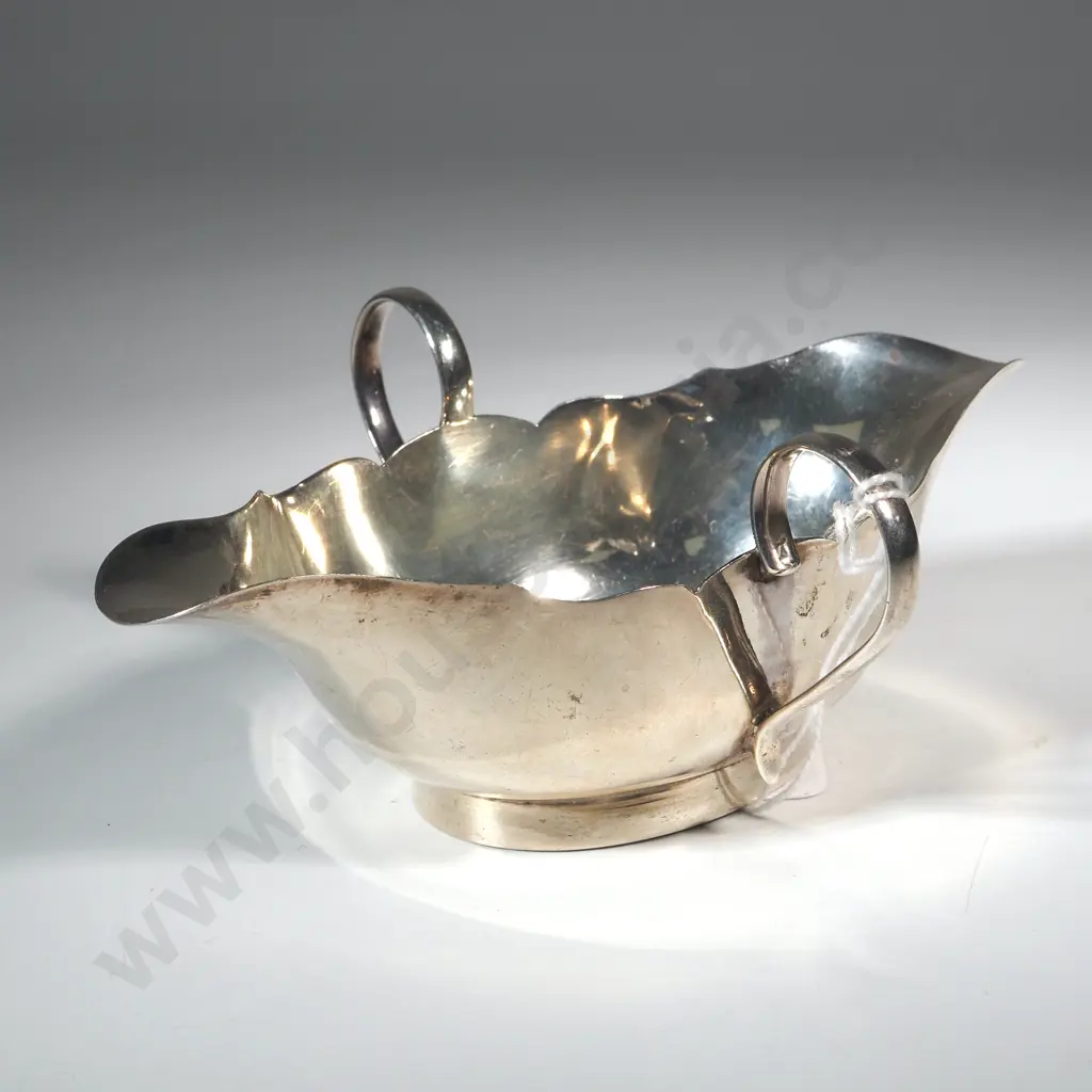 Sterling Silver Double Lipped & Double Handled Sauce Bowl. Sheffield 1928 Image 1++