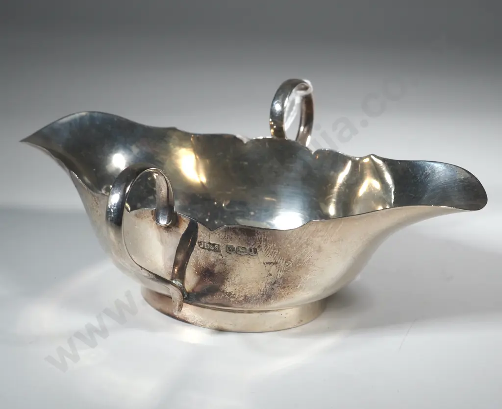 Sterling Silver Double Lipped & Double Handled Sauce Bowl. Sheffield 1928 Image 1++