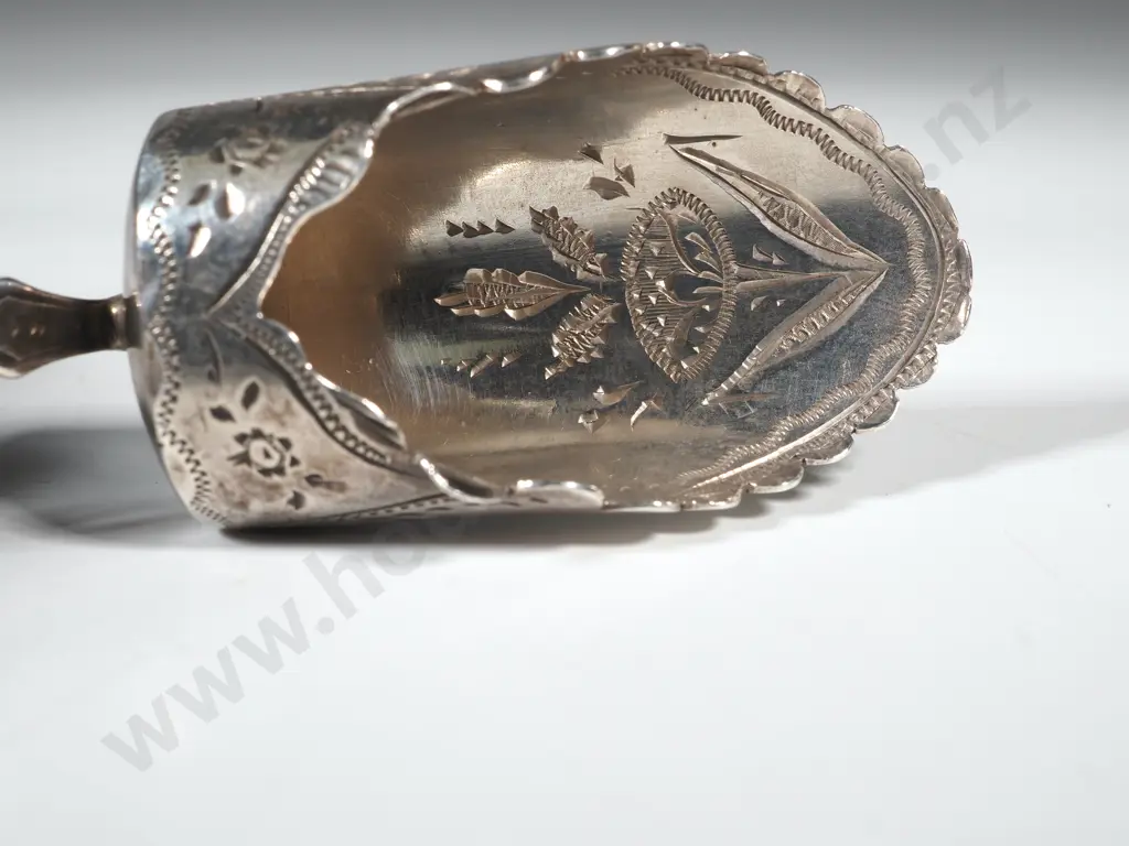 Sterling Silver Tea Caddy Spoon With Engraved Bowl & Pierced Handle. Image 1++