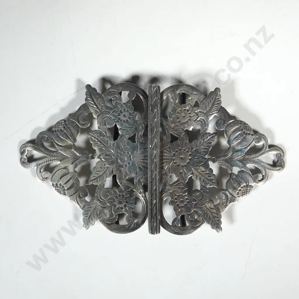 Sterling Silver Belt Buckle. Birm 1900. Maker Reynolds & Westwood  Image 1++