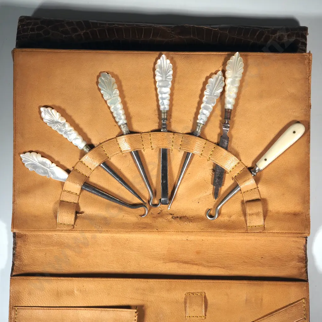 Vintage Brown Crocodile Skin/Leather Travelling Amenities Kit. Image 1++
