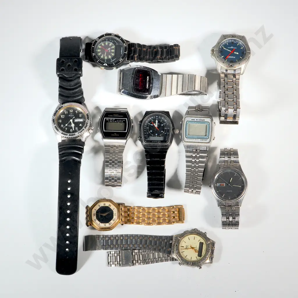 Collection Of Ten Men's Watches Including Seiko, Lorus, Adina etc. Image 1++