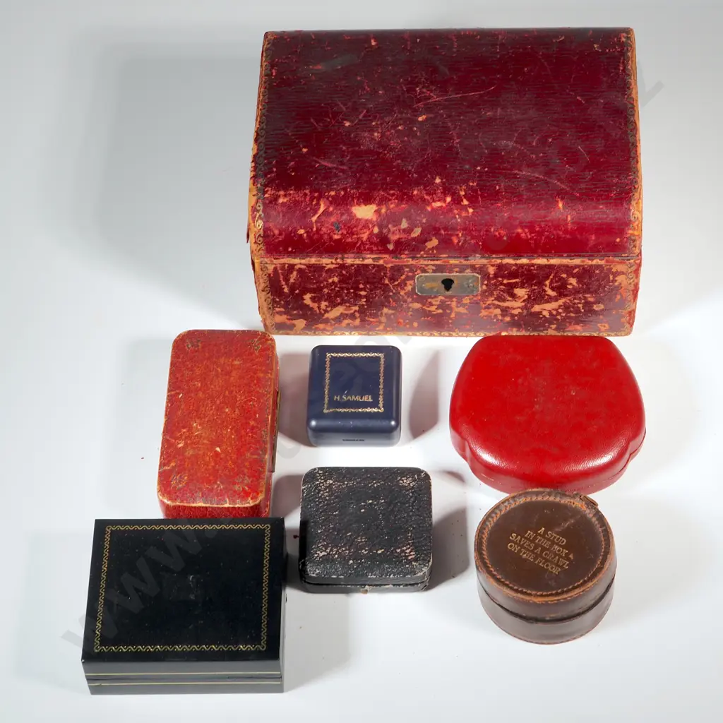 Vintage Leather Jewellery Box With Two Layers & Compartments, Stud Box & Various Vintage Jewellery Boxes Image 1++