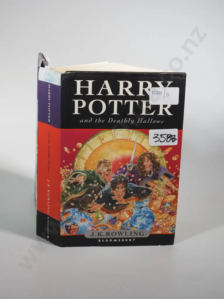 Harry Potter and the Deathly Hallows, First UK Edition, First Printing, Bloomsbury 2007, Hardback, Bloomsbury Publisher Image 1++