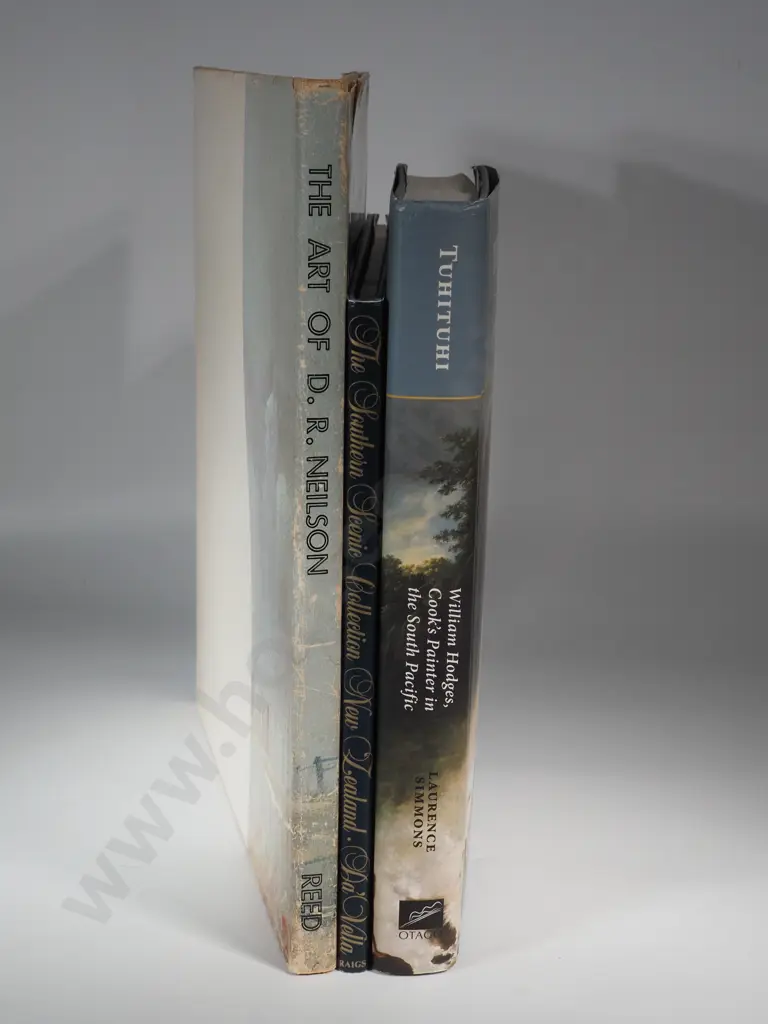 Three Books; Tuhituhi: William Hodges, Cook's Painter in the South Pacific, The Southern Scenic Collection New Zealand Image 1++
