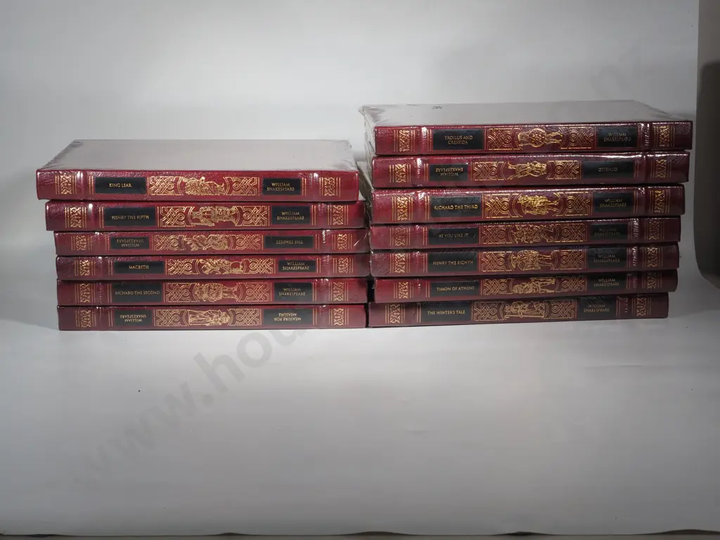 Easton Press Works of William Shakespeare - 13  Matching Leather Bound Volumes To Include  Henry The Fifth, King Lear, Image 1++