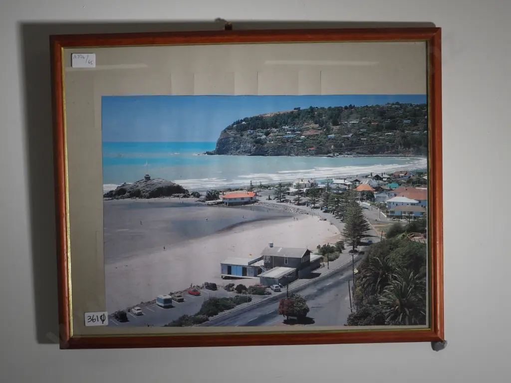 Sumner Offset Photo Print. Image 1++