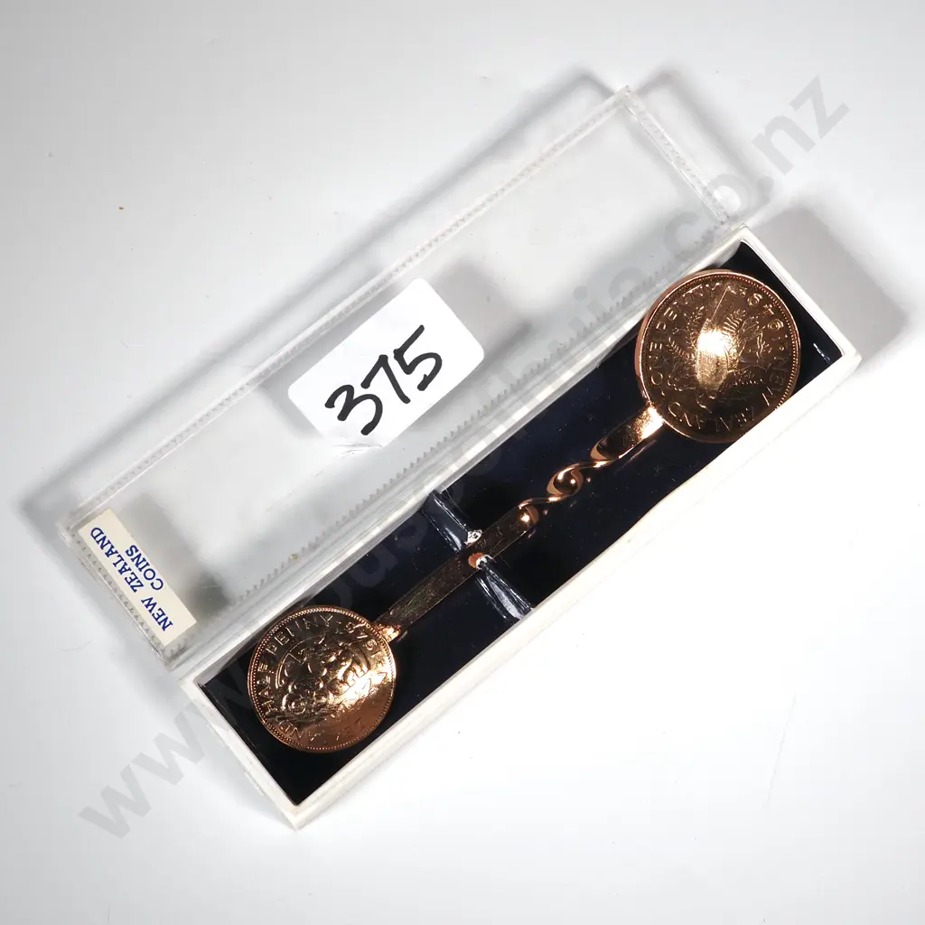 New Zealand Coin Penny & A Half Penny  Ornamental Spoon Image 1++