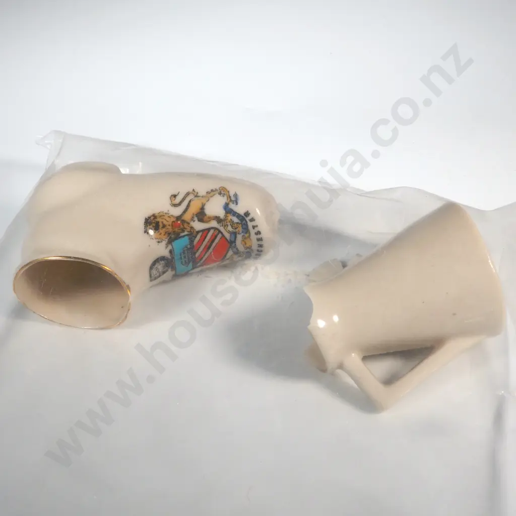 Carlton China  Crested Boot "Manchester " & A Miniature Jug "Clacton On Sea"  Image 1++