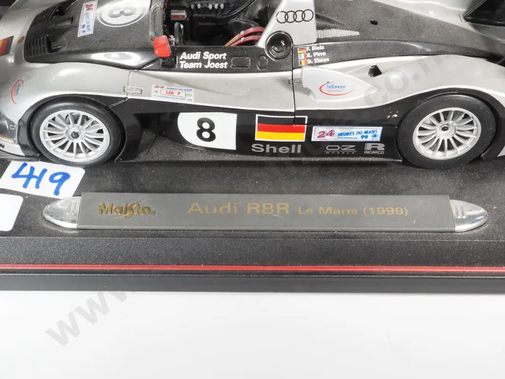Maisto 1:18 Scale Diecast Model Of An Audi R&R Le Mans Racing Car 1999  Image 1++