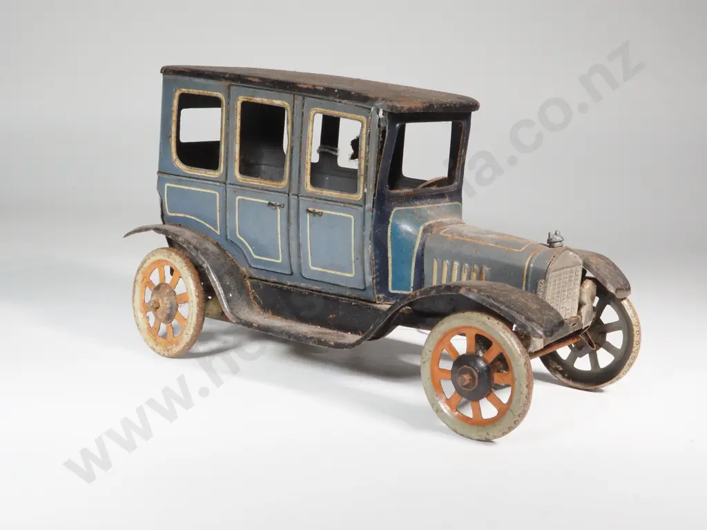 German Bing Werke Wind Up Tin Toy Automobile With Driver. Image 1++
