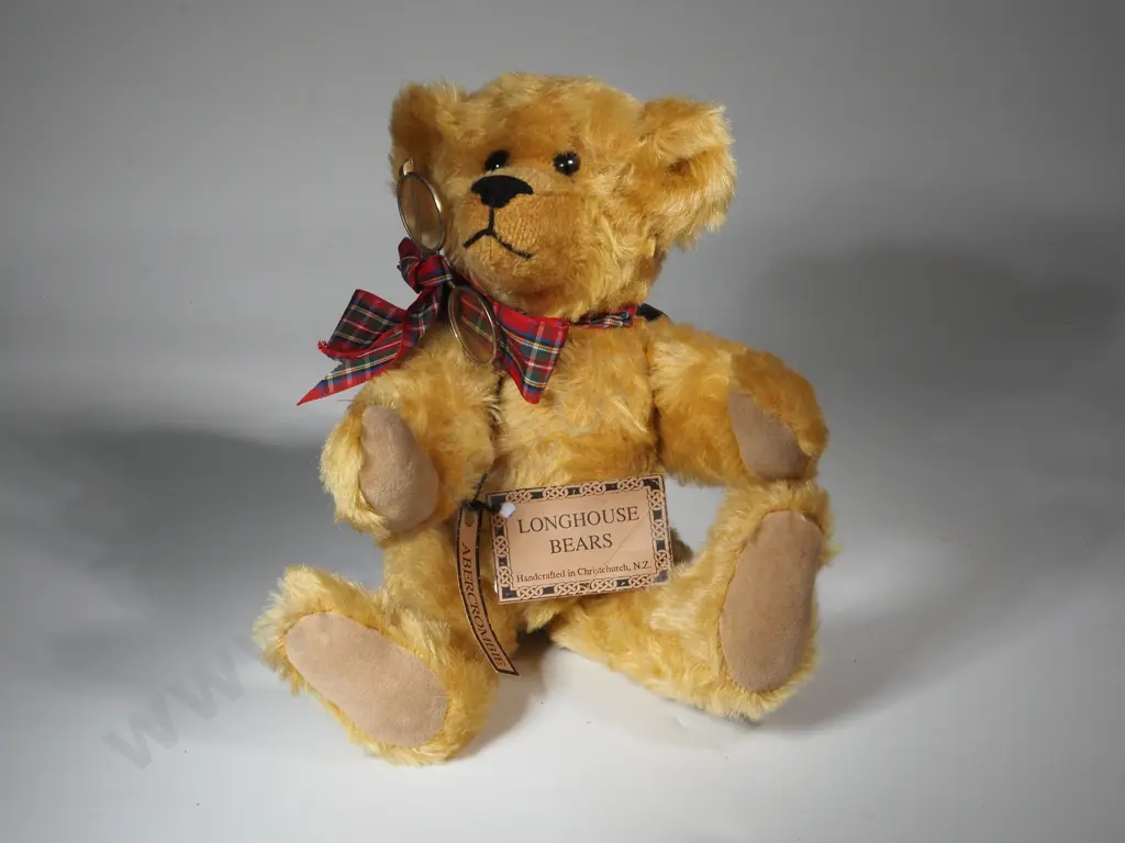 Teddy Bear- Longhouse Bears " Abercrombie". Image 1++